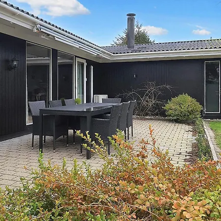 4 Star In Vaeggerlose-by Traum Bøtø By