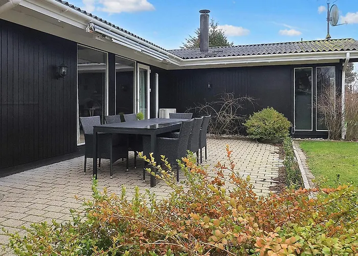 4 Star In Vaeggerlose-by Traum Bøtø By